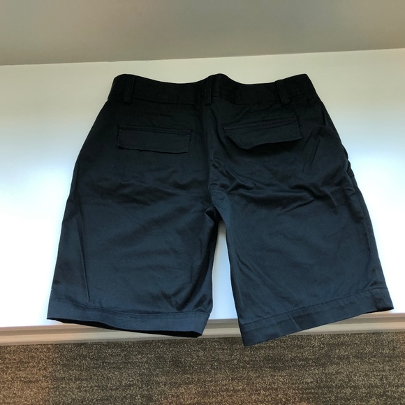 Banana Republic Black Bermuda shorts - Picture 2 of 6